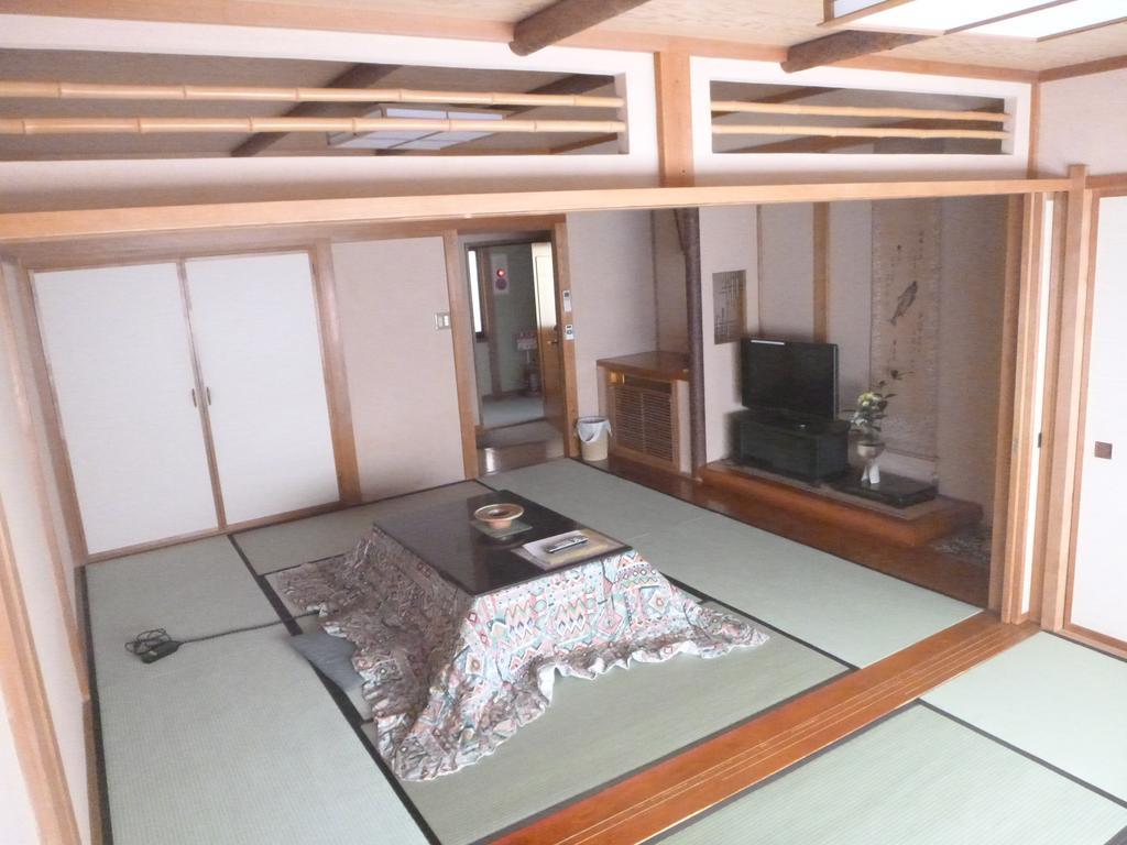 Hôtel Irorino Yado Sankichi à Izu  Extérieur photo